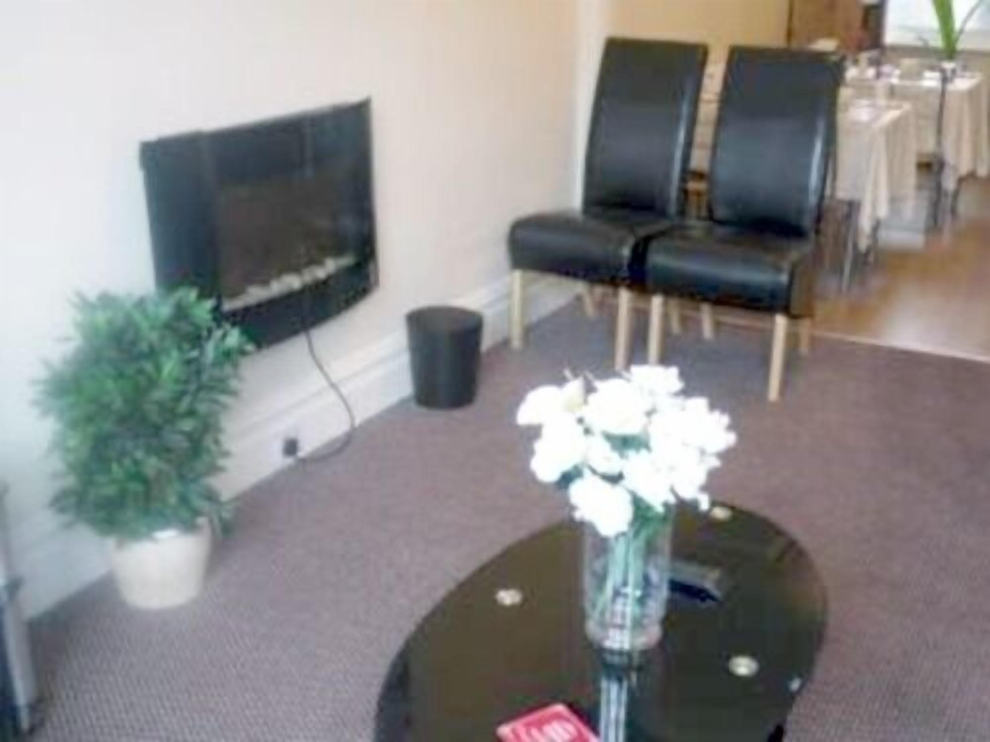 Hazelgrove Guest House, Blackpool